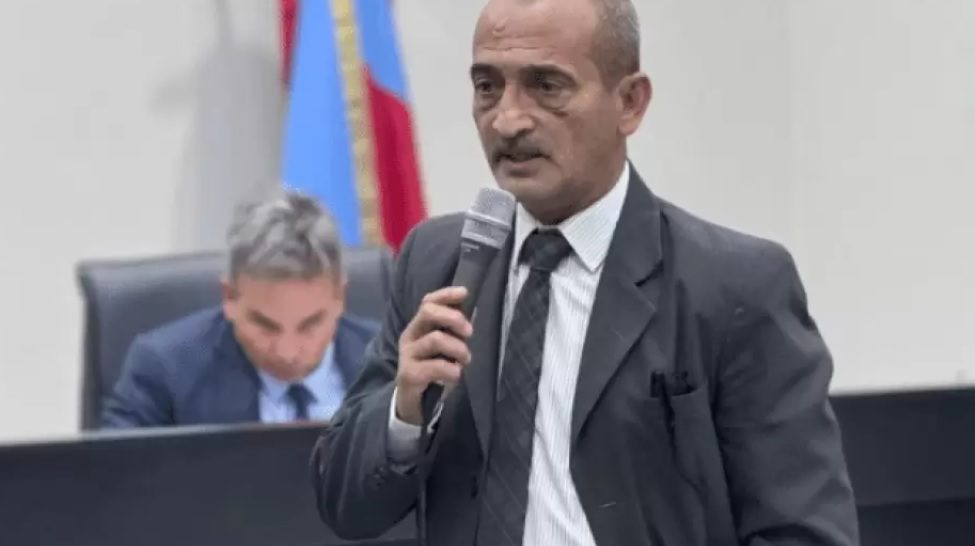 El fiscal Augusto Barros renunció al Jury contra Hugo Costilla