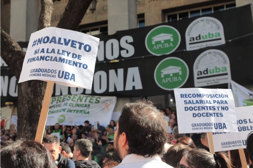 Universidades en conflicto: docentes convocan a paro nacional tras veto de Milei