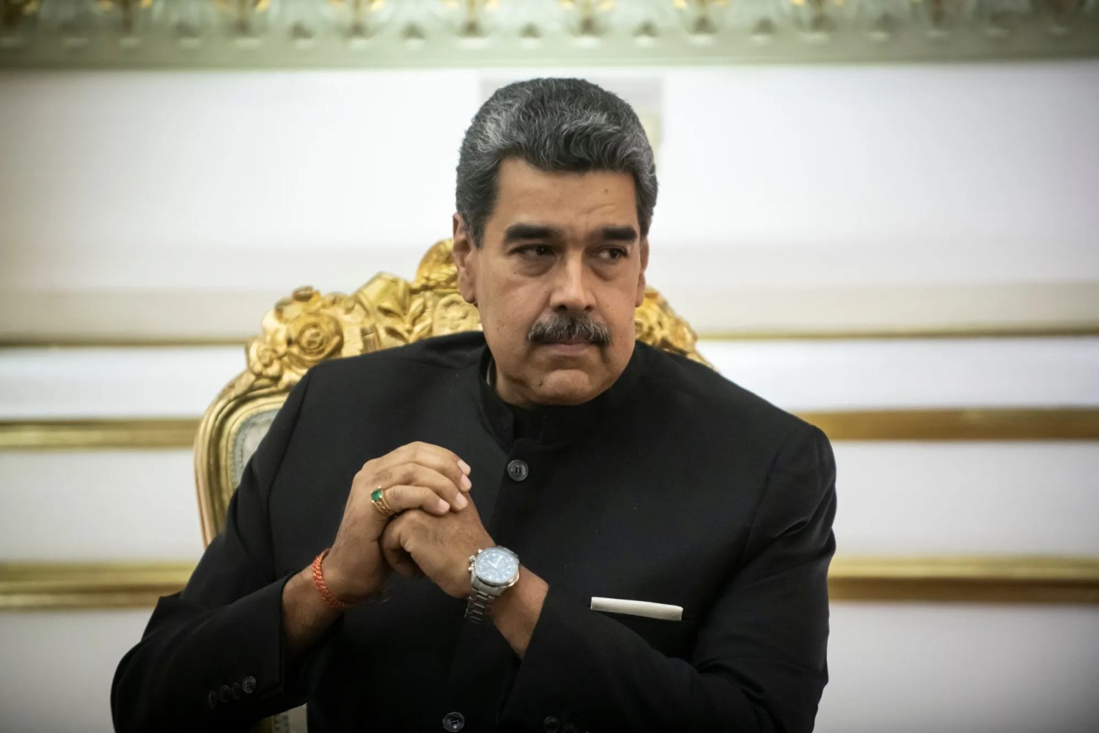 Maduro listo para decretar estado de excepción en Venezuela