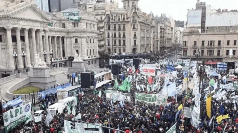 El peronismo se atrinchera contra la reforma laboral y busca bloquearla en el Congreso