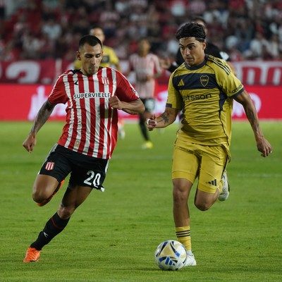 Boca cayó en La Plata y perdió el invicto en el Torneo Apertura